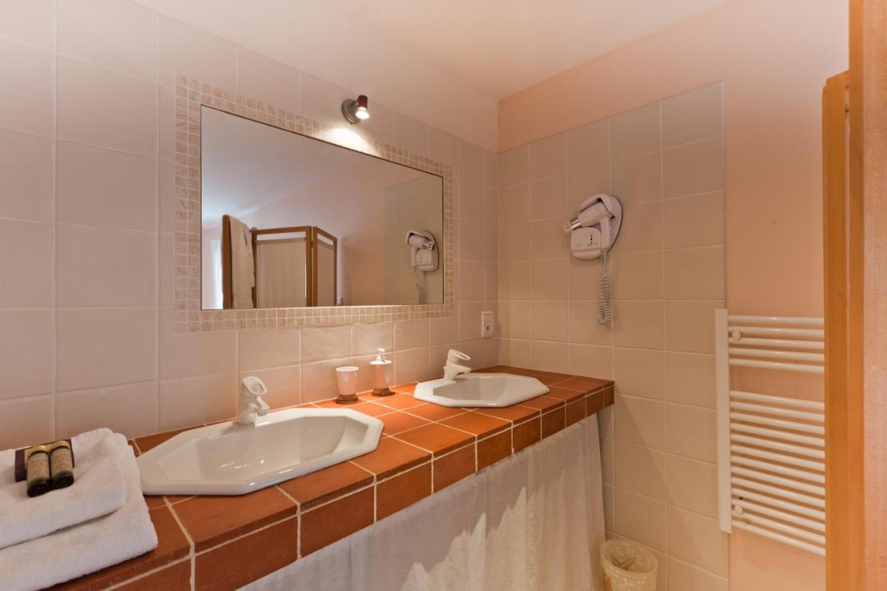 Domaine De La Combotte Bed and Breakfast Nantoux Eksteriør billede